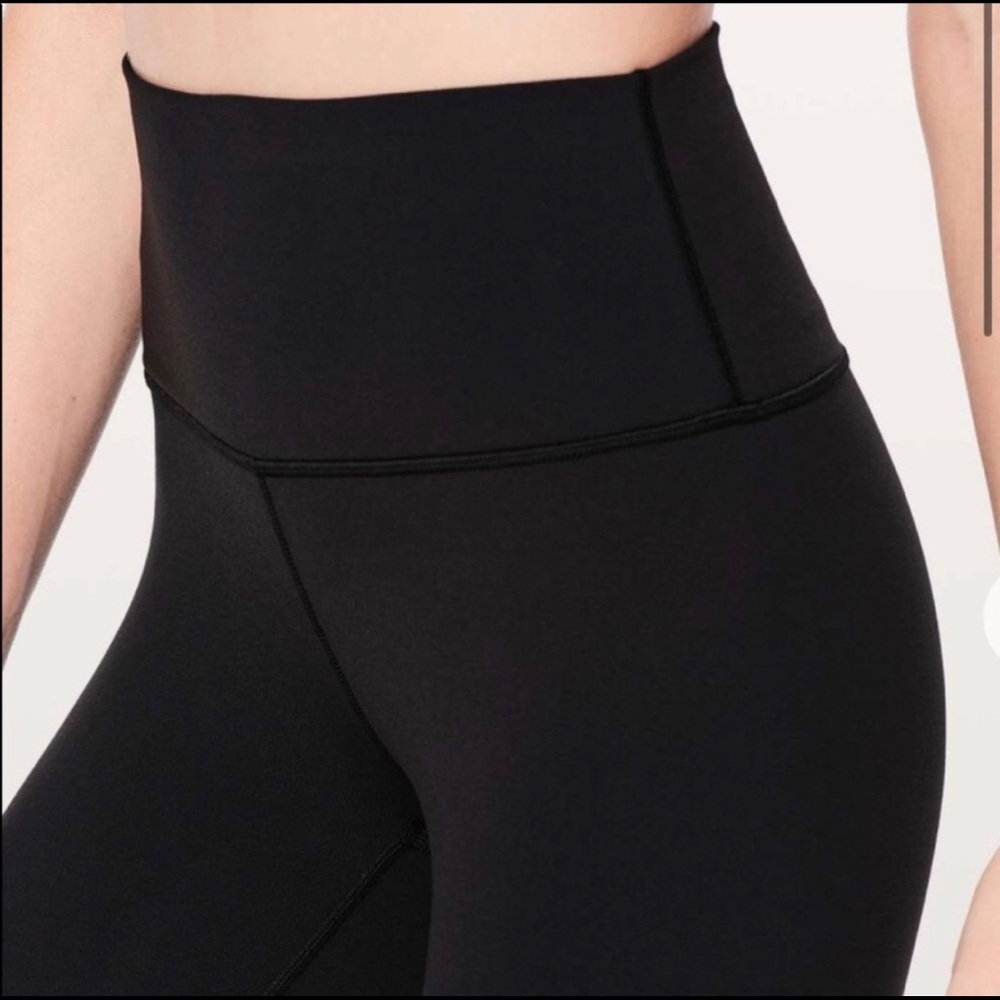 🍋 LuluLemon Wunder Under Size 8 high rise BLACK